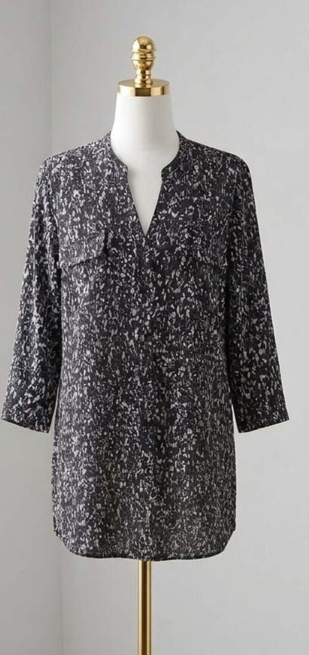 Faded Glory PLUS size XXL 20 Black & White Abstract Button Tunic Blouse Top